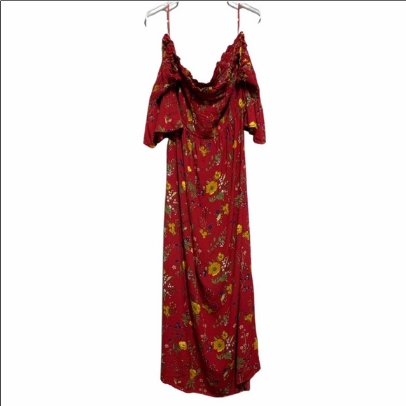 EXPRESS, Red Floral Off-The-Shoulders Smocked Maxi - Picture 7 of 16